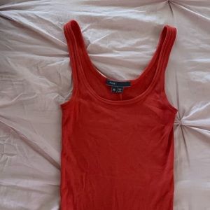 VINCE ribbed tank